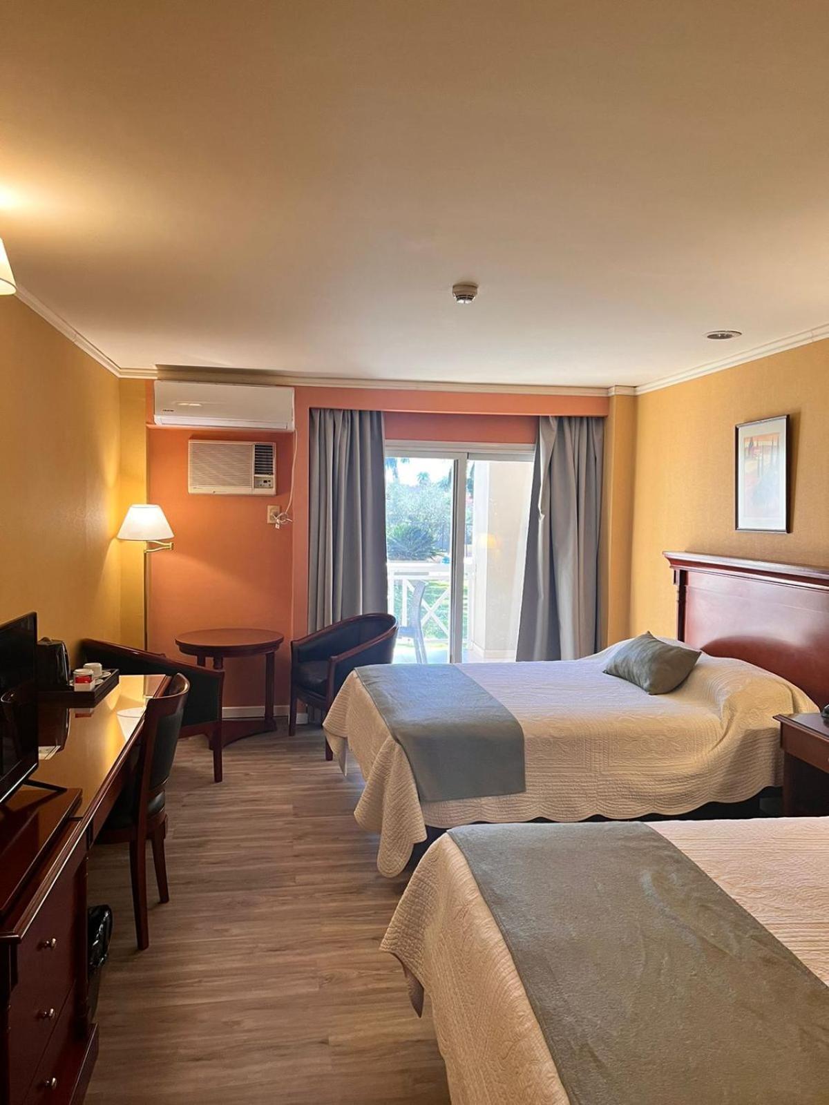 Condado Hotel Casino Santo Tome Eksteriør bilde