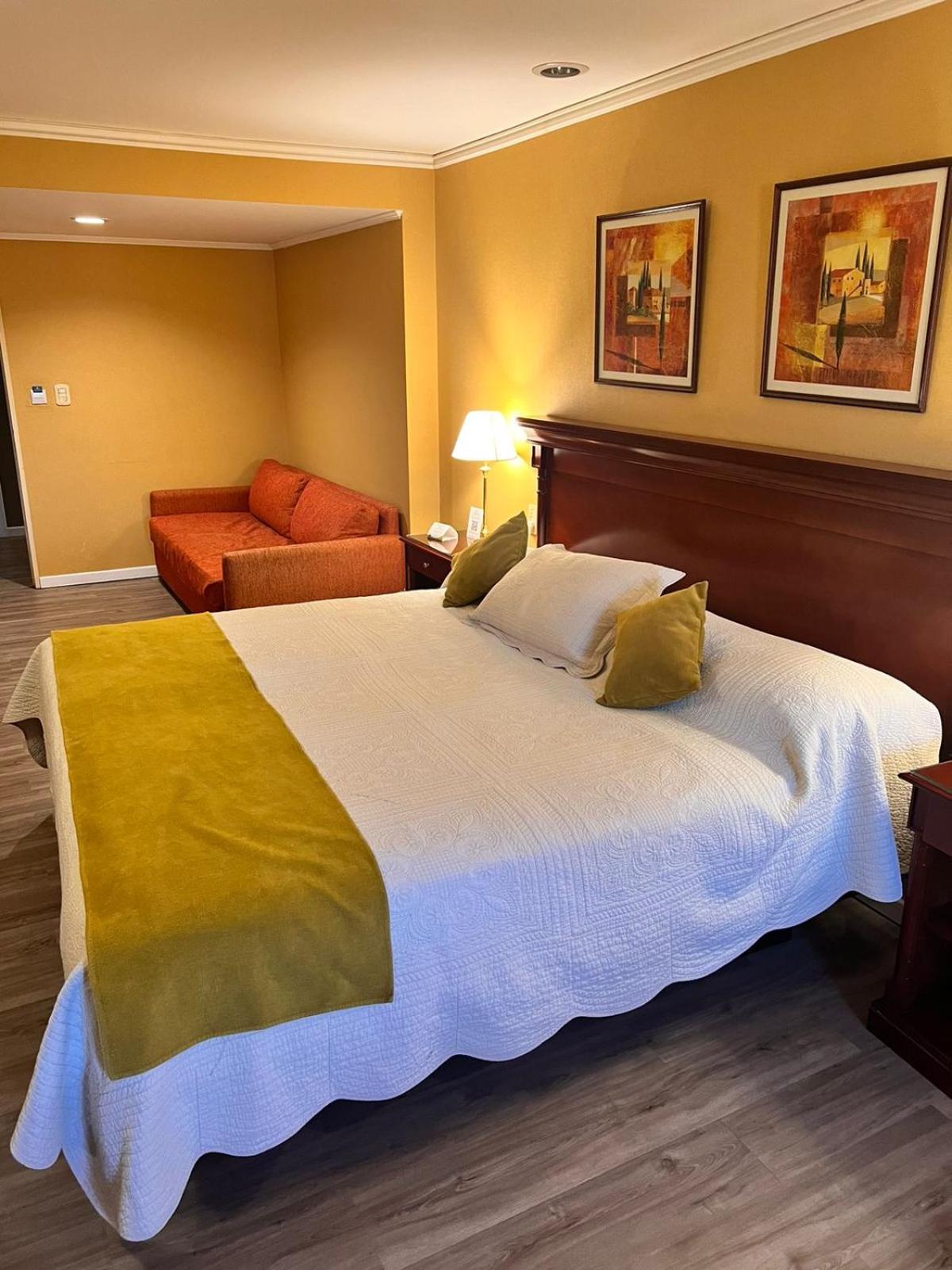 Condado Hotel Casino Santo Tome Eksteriør bilde